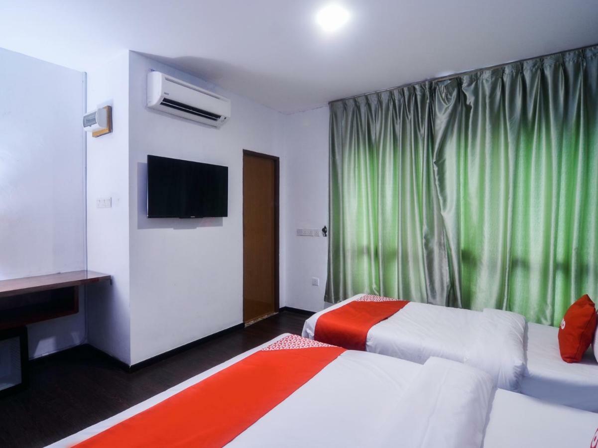 Oyo 1119 Memoire Express Hotel Kuching Kültér fotó