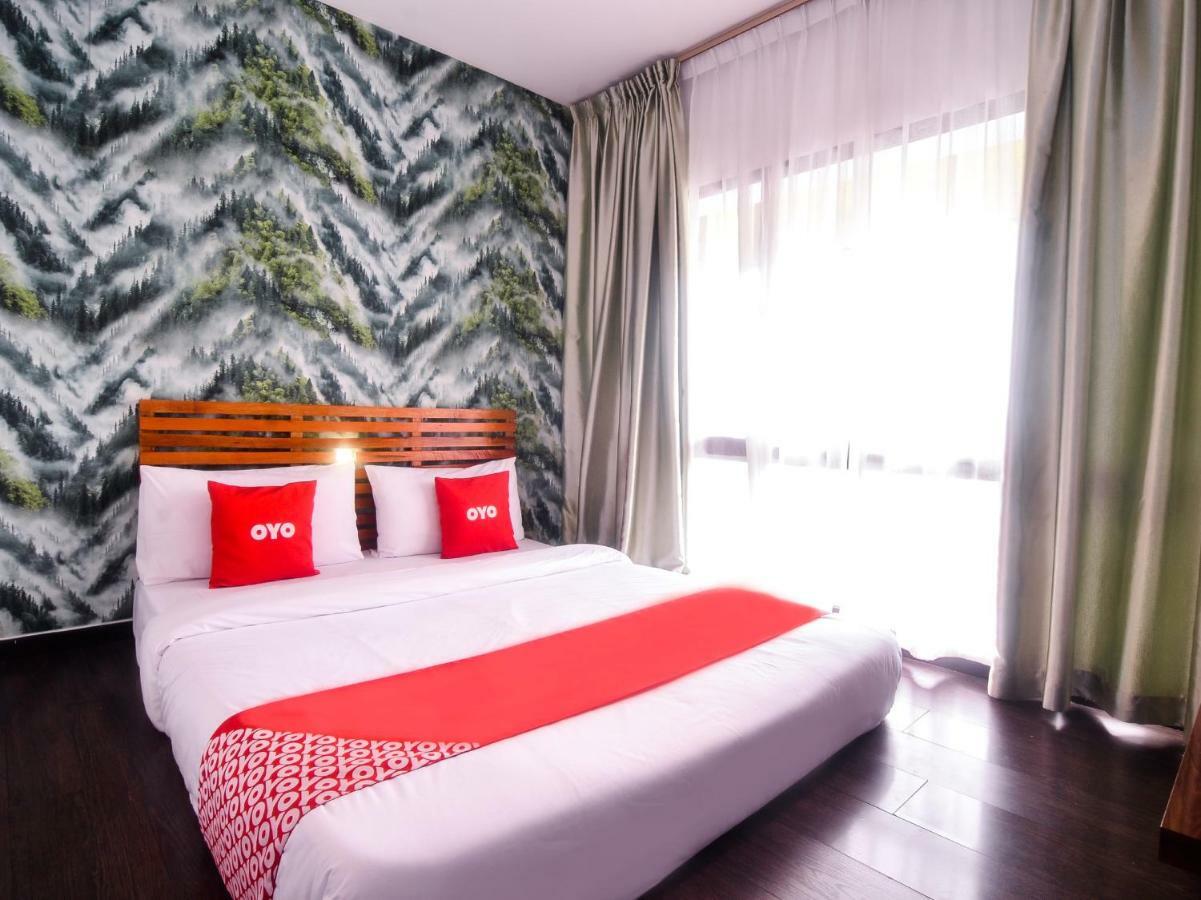 Oyo 1119 Memoire Express Hotel Kuching Kültér fotó